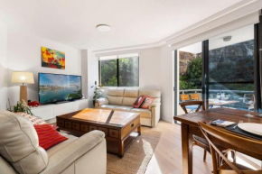Walking Distance to Darling Harbour, Sydney